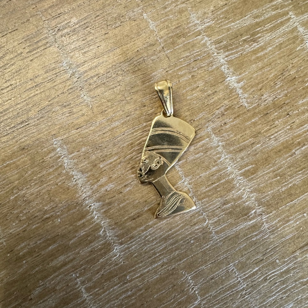 Gold Nefertiti Pendant 18K GF